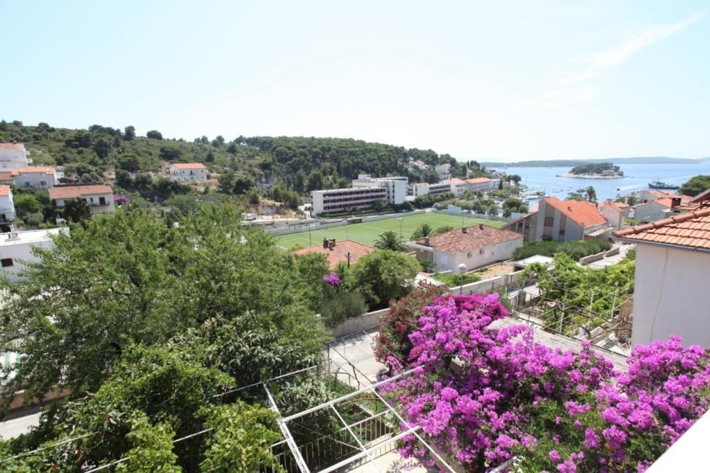 Apartments & Rooms Zlatica Hvar ฮวาร์ ภายนอก รูปภาพ